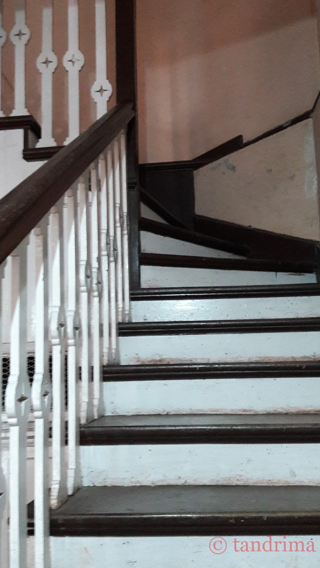 wooden stairs_marked.jpg